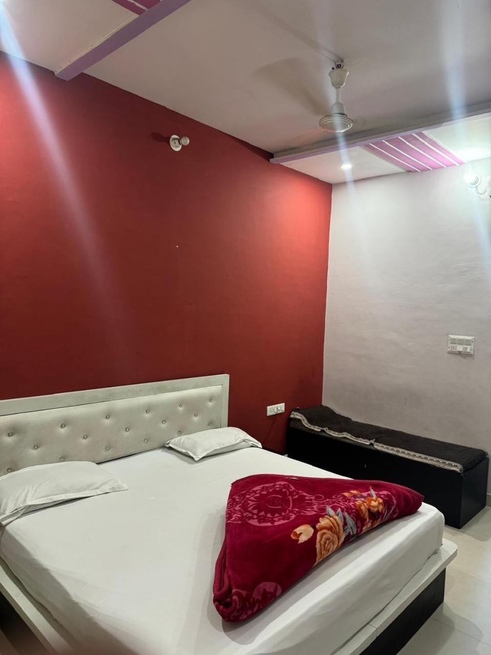 Hotel Aapno Shyam And Restaurant Khātu Kültér fotó